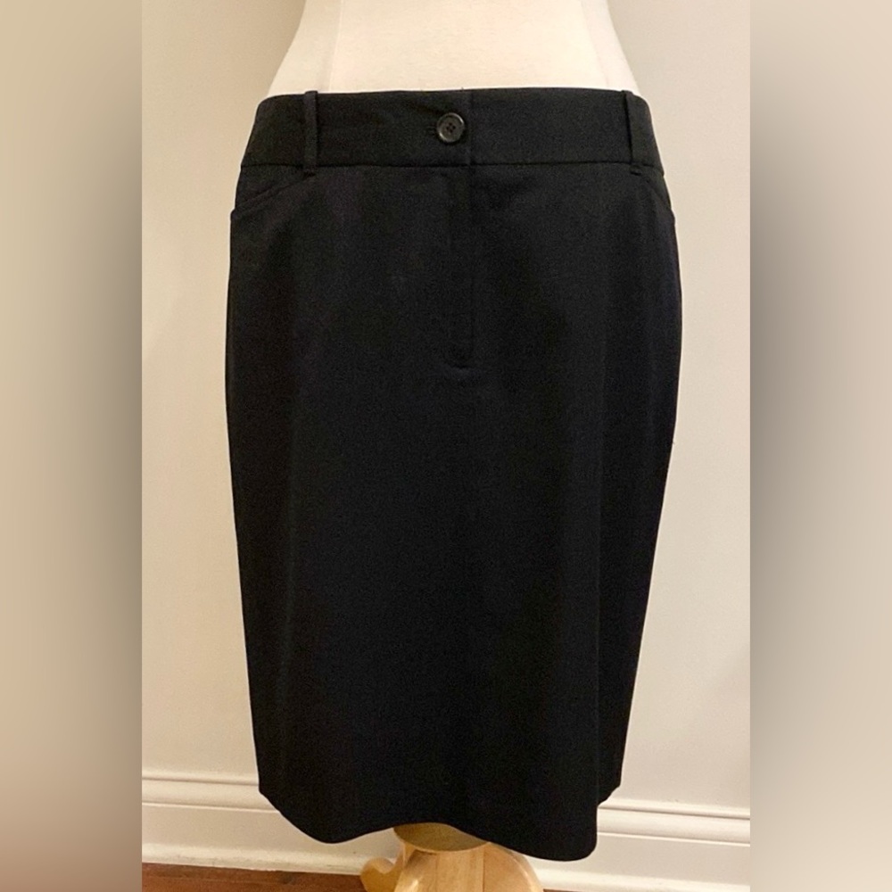 LOFT Black 12 Capsule Classic Sophisticated Sleek Polished Tailored Lined Skirt